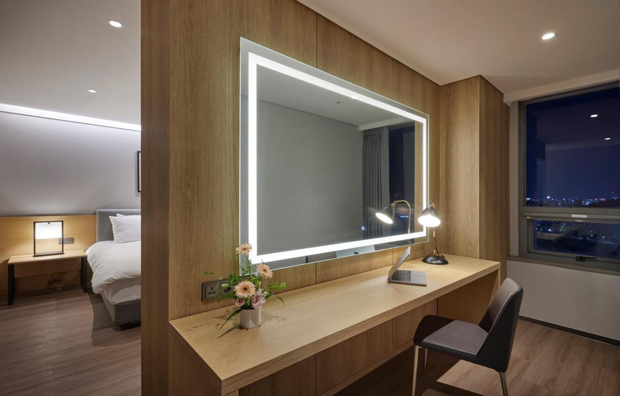 Hotel Interciti Daejeon Esterno foto