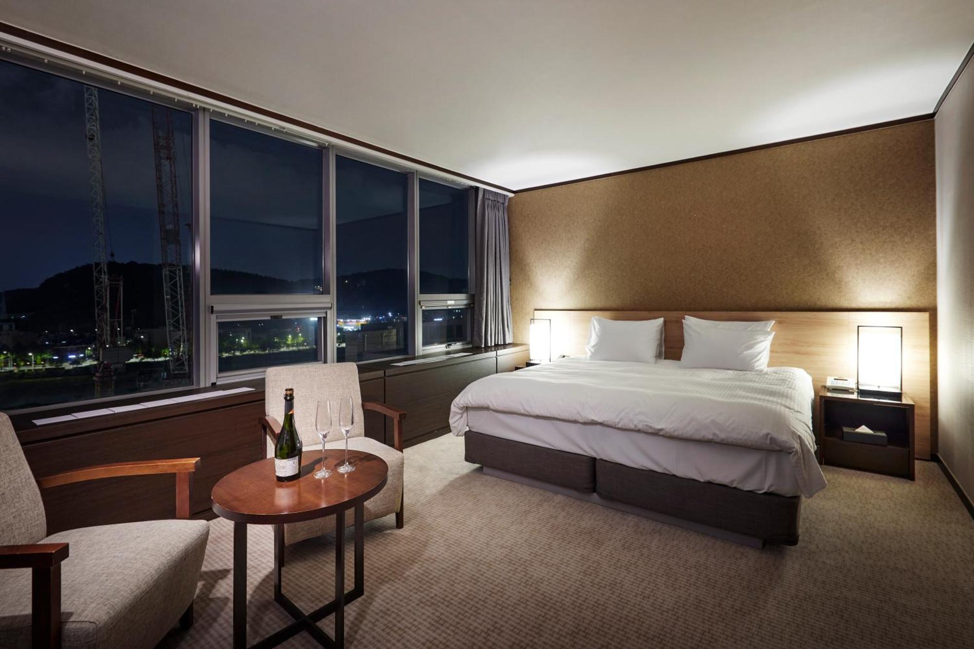Hotel Interciti Daejeon Esterno foto